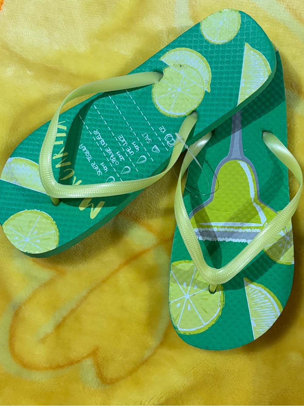 Green Lemon-Print Women's Flip Flop Sandals